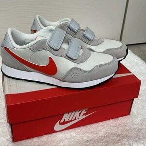 Nike MD Valiant Low Pure Platinum Picante Red - CN8559-020 NEW!! Size 3Y NIB